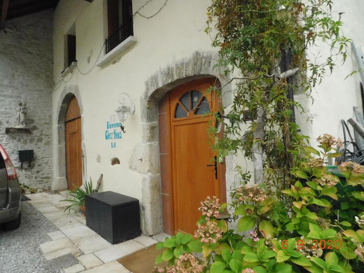 Chez Nous. B & B Bassy Exterior foto
